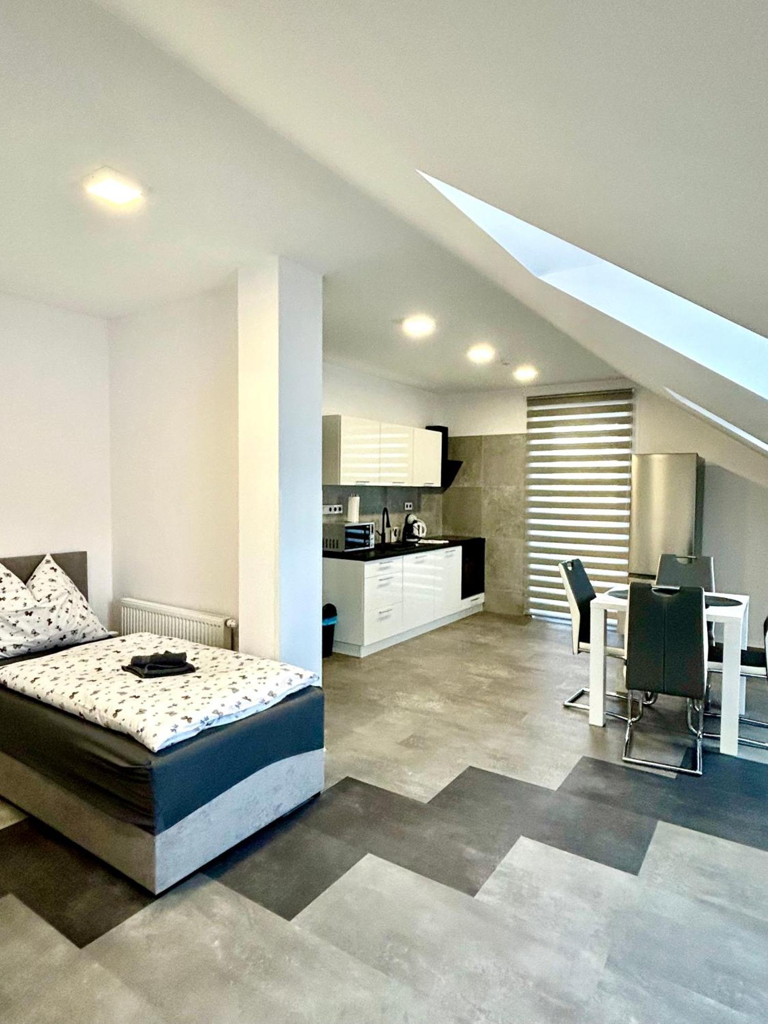 Apartmany Premium Se Soukromym Parkovanim Ceska Lipa Exterior photo