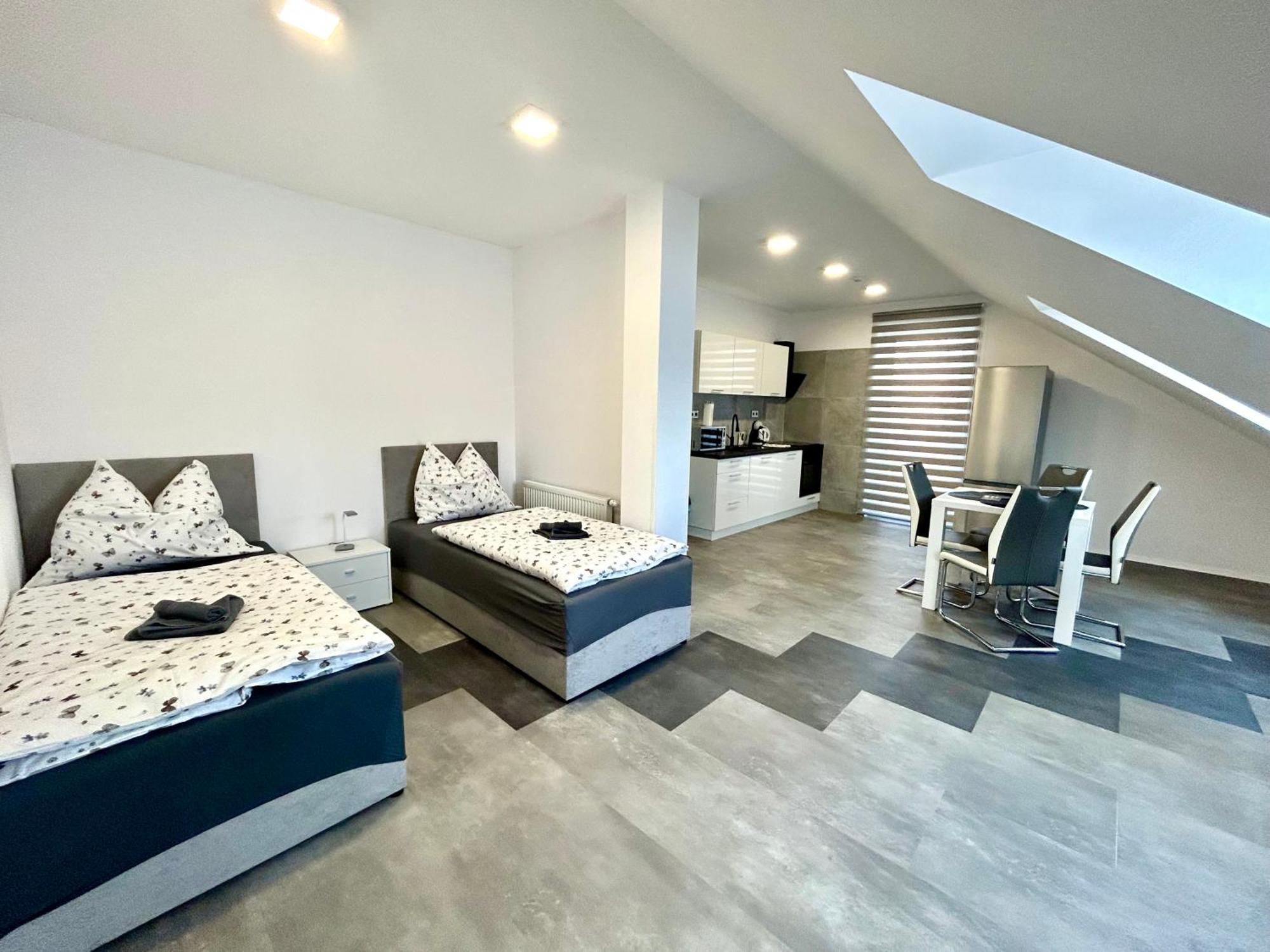 Apartmany Premium Se Soukromym Parkovanim Ceska Lipa Exterior photo